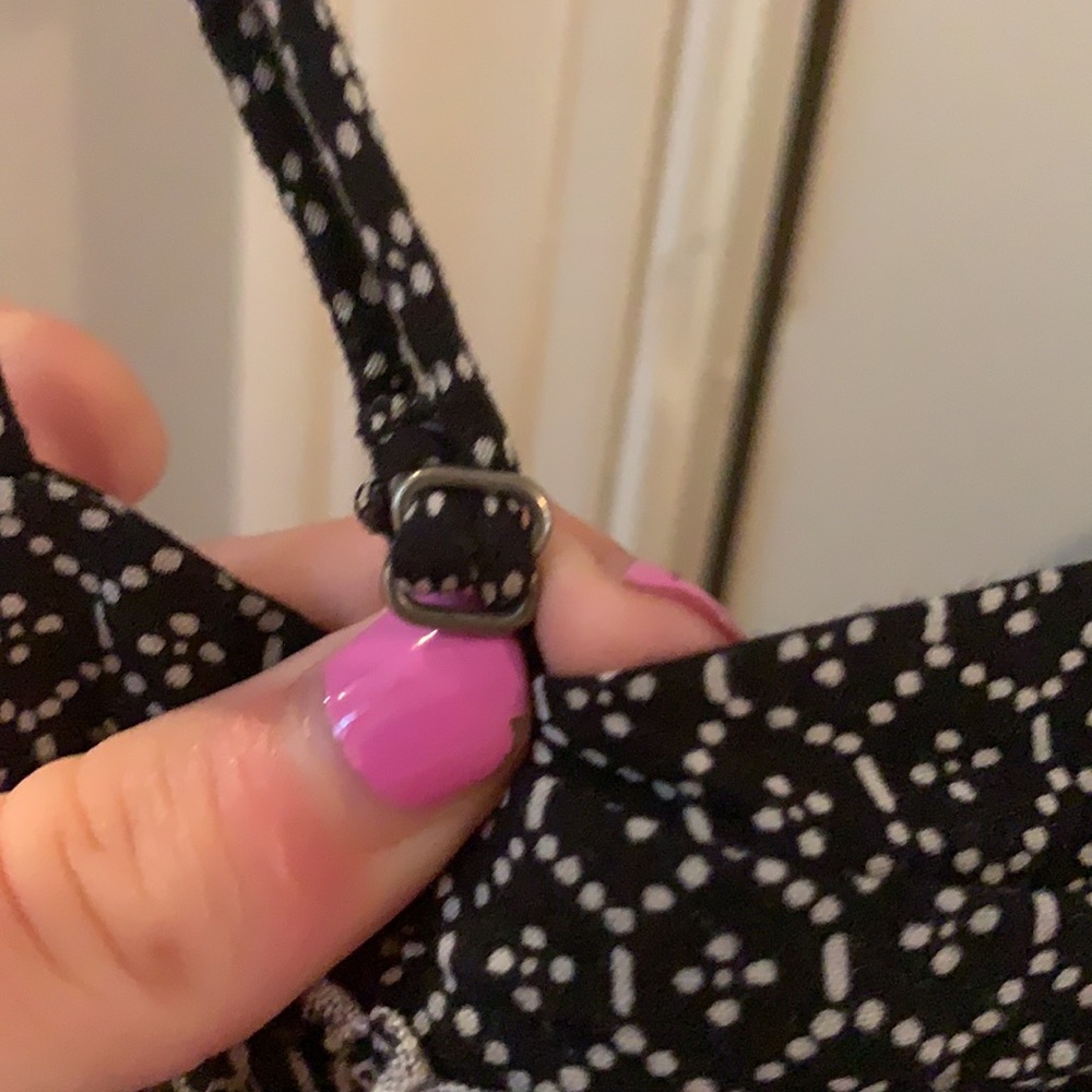 American Eagle Flowy Patterned Top - image 5